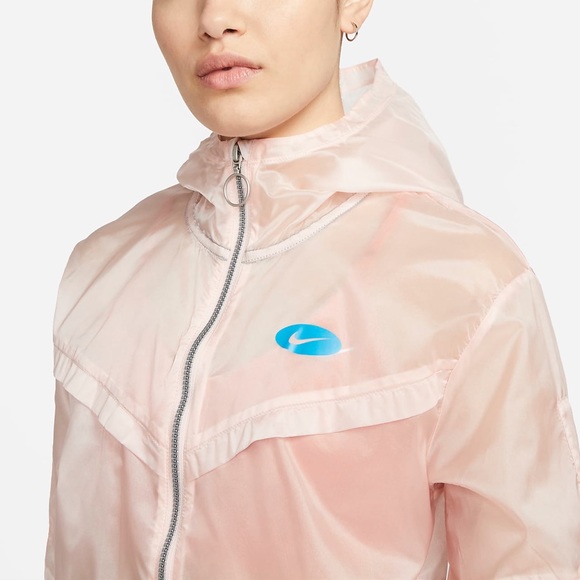 Nike Women's Woven Running Jacket - Picture 8 of 8